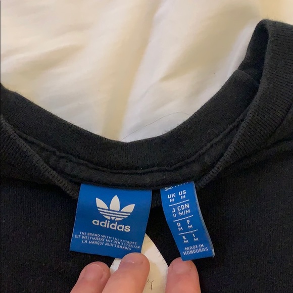 Adidas tshirt - Picture 3 of 3